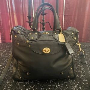 Coach Rhyder black leather EUC